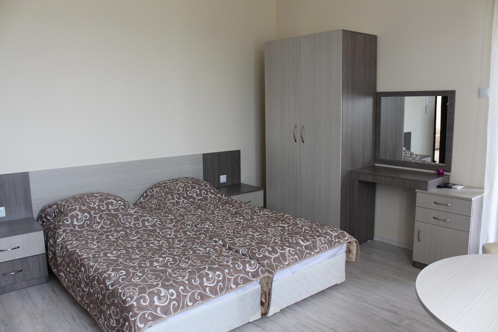 Brilliant Aparthotel Sozopol Værelse billede