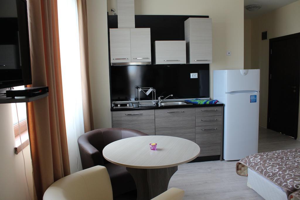 Brilliant Aparthotel Sozopol Værelse billede